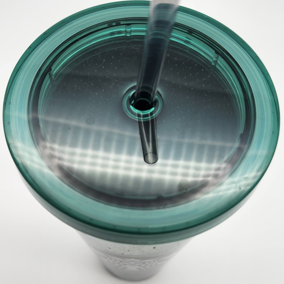 Starbucks Green Drinkware with Textured Design and Clear Lid - Picture 2 of 7
